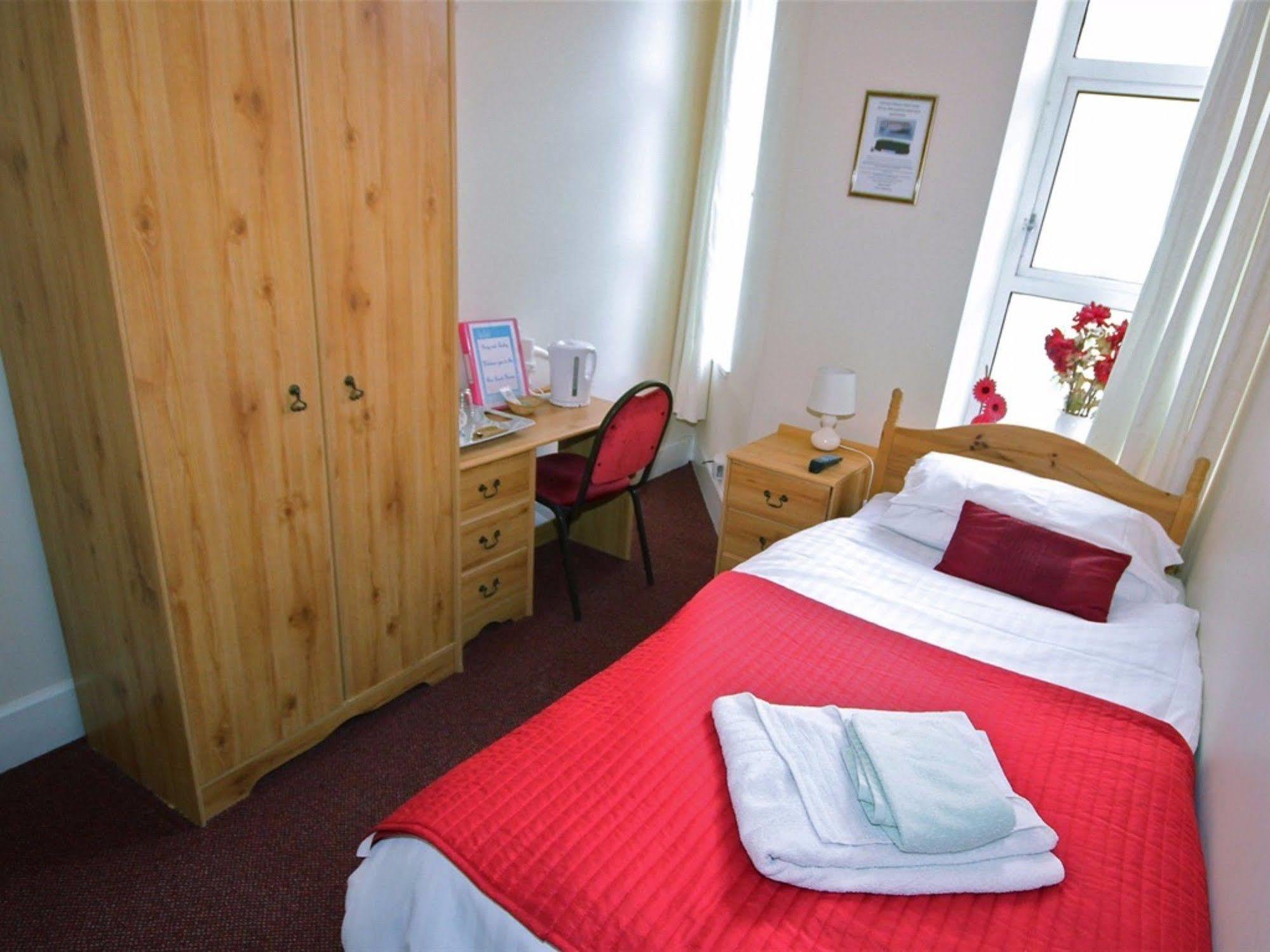The Firs Bed And Breakfast Plymouth Kültér fotó
